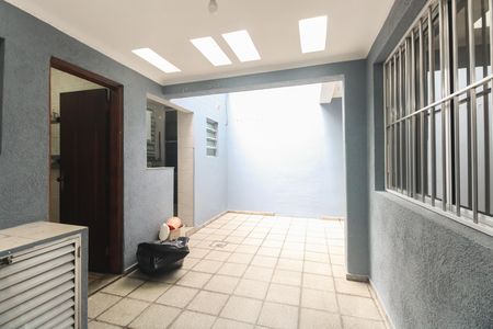 Casa para alugar com 106m², 3 quartos e 1 vaga Casa para alugar com 106m², 3 quartos e 1 vagaQuintal