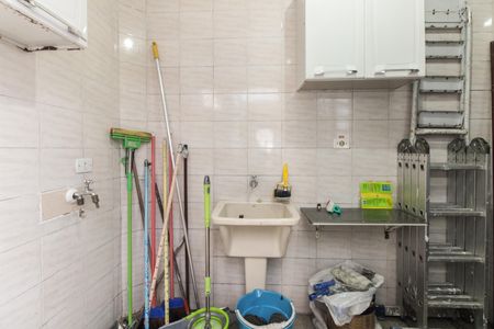 Casa para alugar com 106m², 3 quartos e 1 vaga Casa para alugar com 106m², 3 quartos e 1 vagaÁrea de Serviço