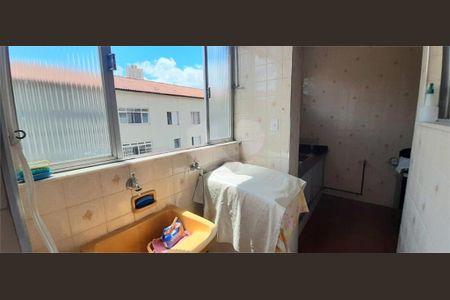 Apartamento à venda com 64m², 2 quartos e 1 vaga
