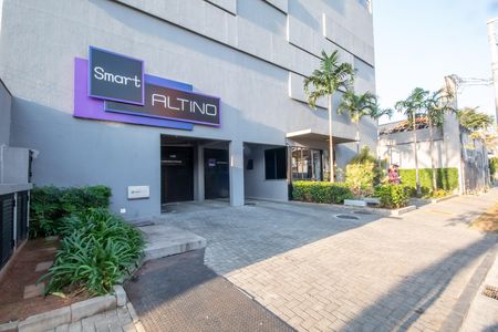 Apartamento à venda com 53m², 2 quartos e 1 vaga Apartamento à venda com 53m², 2 quartos e 1 vagaFachada