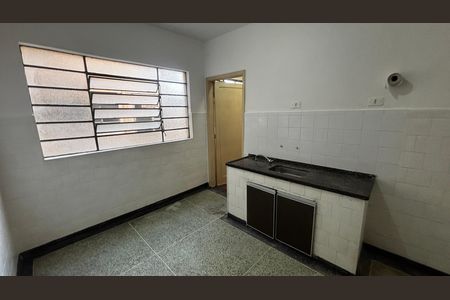 Apartamento à venda com 70m², 1 quarto e sem vaga Apartamento à venda com 70m², 1 quarto e sem vagaCozinha