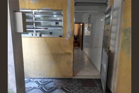 Casa à venda com 2 quartos, 100m² em Vila Basileia, São Paulo
