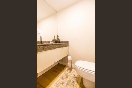 Apartamento à venda com 167m², 4 quartos e 2 vagas Apartamento à venda com 167m², 4 quartos e 2 vagasLavabo