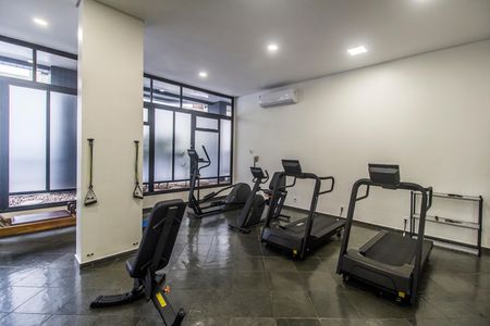 Apartamento à venda com 167m², 4 quartos e 2 vagas Apartamento à venda com 167m², 4 quartos e 2 vagasAcademia