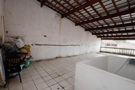 Casa à venda com 200m², 3 quartos e 2 vagasÁrea de Serviço