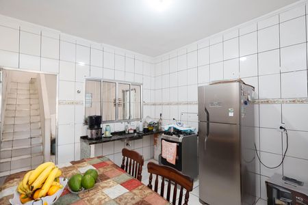 Casa à venda com 200m², 3 quartos e 2 vagasCozinha 