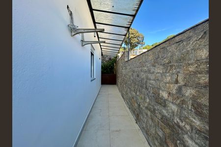 Casa para alugar com 289m², 4 quartos e 2 vagas Casa para alugar com 289m², 4 quartos e 2 vagasÁrea de Serviço