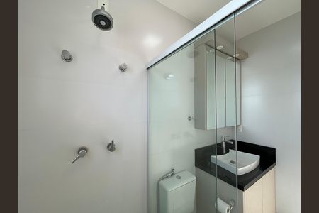 Casa para alugar com 289m², 4 quartos e 2 vagas Casa para alugar com 289m², 4 quartos e 2 vagasBanheiro suíte 3