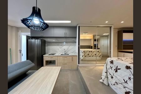 Casa para alugar com 289m², 4 quartos e 2 vagas Casa para alugar com 289m², 4 quartos e 2 vagasStudio