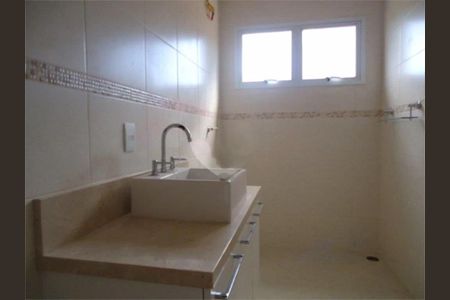Casa à venda com 150m², 3 quartos e 8 vagas