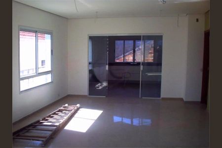 Casa à venda com 150m², 3 quartos e 8 vagas