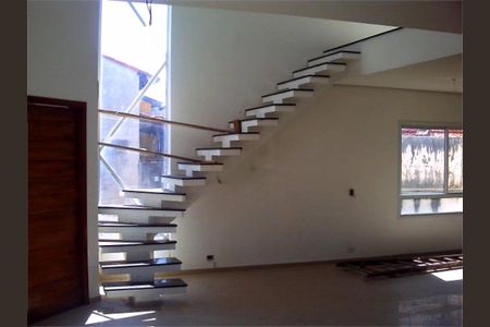Casa à venda com 150m², 3 quartos e 8 vagas