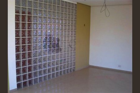 Casa à venda com 150m², 3 quartos e 8 vagas