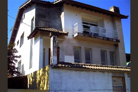 Casa à venda com 150m², 3 quartos e 8 vagas