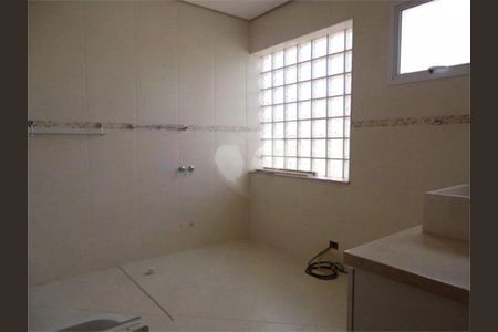 Casa à venda com 150m², 3 quartos e 8 vagas