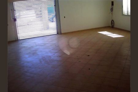 Casa à venda com 150m², 3 quartos e 8 vagas