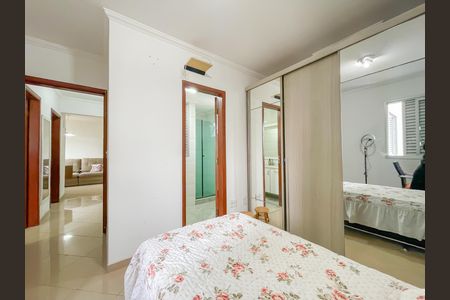 Apartamento à venda com 76m², 3 quartos e 2 vagas Apartamento à venda com 76m², 3 quartos e 2 vagasSuíte