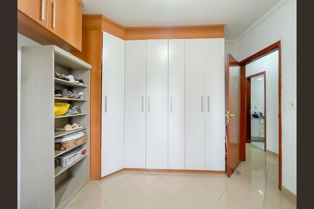 Apartamento à venda com 76m², 3 quartos e 2 vagas Apartamento à venda com 76m², 3 quartos e 2 vagasQuarto 2