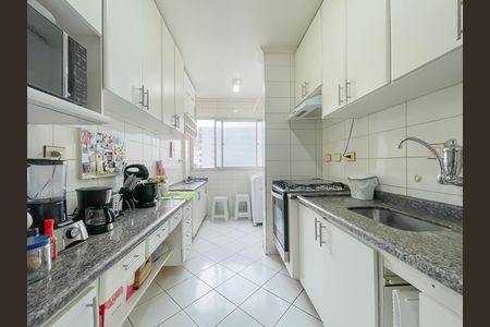 Apartamento à venda com 76m², 3 quartos e 2 vagas Apartamento à venda com 76m², 3 quartos e 2 vagasCozinha e Área de Serviço