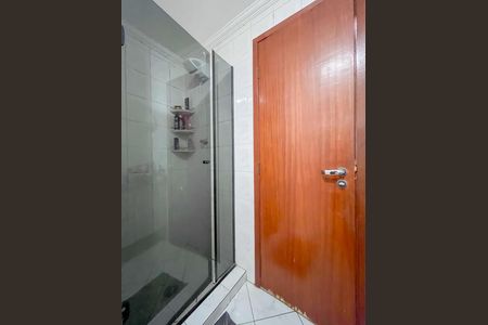 Apartamento à venda com 76m², 3 quartos e 2 vagas Apartamento à venda com 76m², 3 quartos e 2 vagasBanheiro 2
