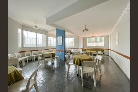 Apartamento à venda com 76m², 3 quartos e 2 vagas Apartamento à venda com 76m², 3 quartos e 2 vagasÁrea comum - Salão de festas