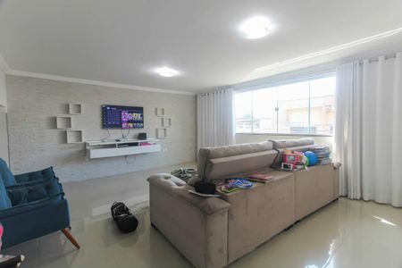 Casa à venda com 4 quartos, 400m² em Vila Primavera, São Paulo