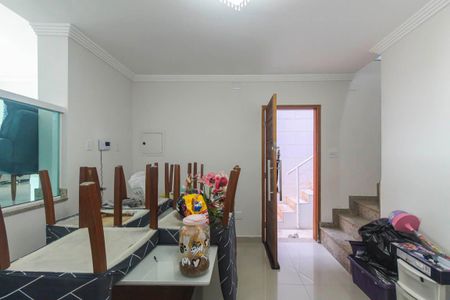 Casa à venda com 4 quartos, 400m² em Vila Primavera, São Paulo