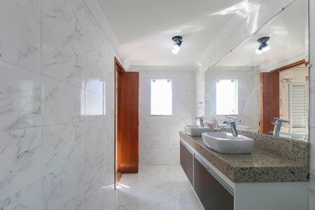 Casa à venda com 400m², 4 quartos e 2 vagas