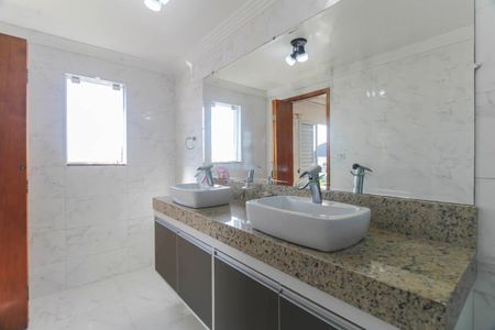 Casa à venda com 400m², 4 quartos e 2 vagas