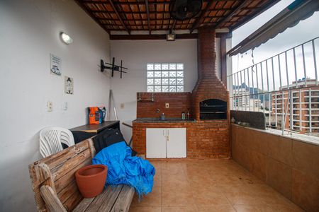 Apartamento à venda com 156m², 3 quartos e 2 vagas Apartamento à venda com 156m², 3 quartos e 2 vagasCobertura Churrasqueira