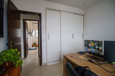 Apartamento à venda com 156m², 3 quartos e 2 vagas Apartamento à venda com 156m², 3 quartos e 2 vagasQuarto 3