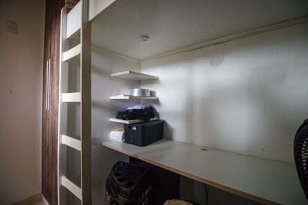 Apartamento à venda com 156m², 3 quartos e 2 vagas Apartamento à venda com 156m², 3 quartos e 2 vagasQuarto de Serviço