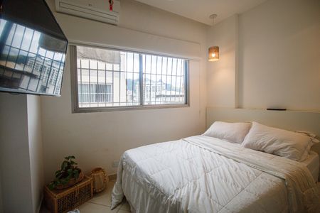 Apartamento à venda com 156m², 3 quartos e 2 vagas Apartamento à venda com 156m², 3 quartos e 2 vagasQuarto Suite