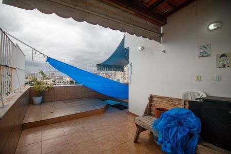 Apartamento à venda com 156m², 3 quartos e 2 vagas Apartamento à venda com 156m², 3 quartos e 2 vagasCobertura