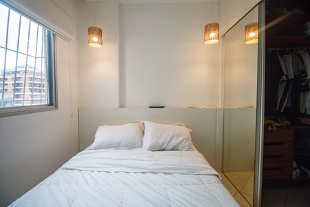 Apartamento à venda com 156m², 3 quartos e 2 vagas Apartamento à venda com 156m², 3 quartos e 2 vagasQuarto Suite