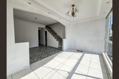 Sala de casa para alugar com 2 quartos, 100m² em Jardim Casablanca, São Paulo