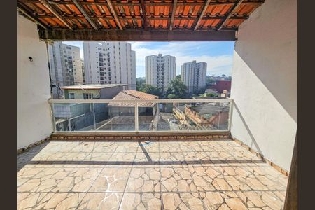 Casa para alugar com 100m², 2 quartos e sem vaga Casa para alugar com 100m², 2 quartos e sem vagaVaranda Quarto 2