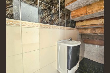 Casa para alugar com 100m², 2 quartos e sem vaga Casa para alugar com 100m², 2 quartos e sem vagaLavabo