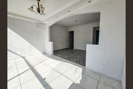 Casa para alugar com 100m², 2 quartos e sem vaga Casa para alugar com 100m², 2 quartos e sem vagaSala