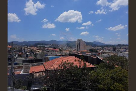 Casa à venda com 369m², 4 quartos e 6 vagas