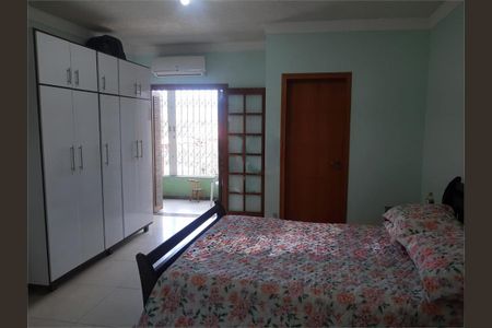 Casa à venda com 4 quartos, 369m² em Vila Mazzei, São Paulo