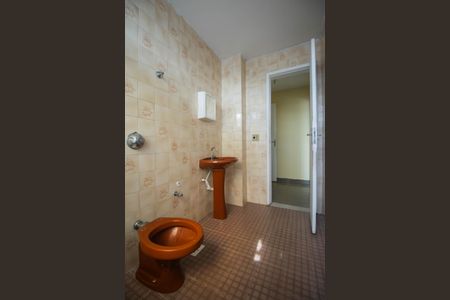 Apartamento para alugar com 69m², 2 quartos e sem vaga Apartamento para alugar com 69m², 2 quartos e sem vagaBanheiro