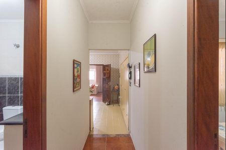 Casa à venda com 160m², 3 quartos e 4 vagas Casa à venda com 160m², 3 quartos e 4 vagasCorredor