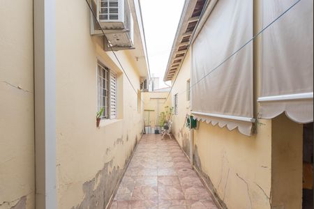 Casa à venda com 160m², 3 quartos e 4 vagas Casa à venda com 160m², 3 quartos e 4 vagasQuintal