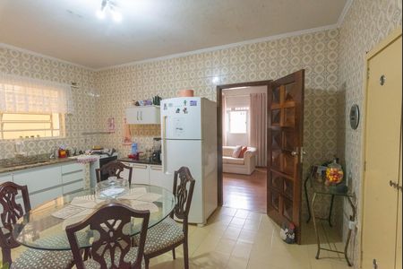 Casa à venda com 160m², 3 quartos e 4 vagas Casa à venda com 160m², 3 quartos e 4 vagasCozinha