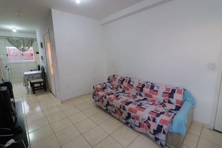 Sala de apartamento à venda com 2 quartos, 49m² em Quitaúna, Osasco