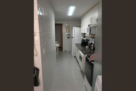 Apartamento à venda com 74m², 2 quartos e 1 vaga Apartamento à venda com 74m², 2 quartos e 1 vagaCozinha