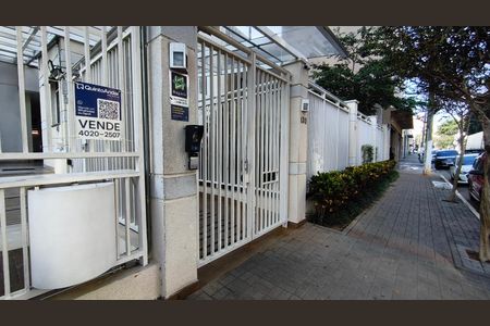 Apartamento à venda com 59m², 3 quartos e 1 vagaFachada + Plaquinha