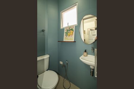 Apartamento à venda com 58m², 2 quartos e sem vaga Apartamento à venda com 58m², 2 quartos e sem vagaBanheiro de Serviço