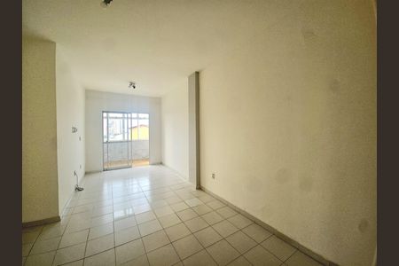 Sala de apartamento para alugar com 3 quartos, 95m² em Brotas, Salvador